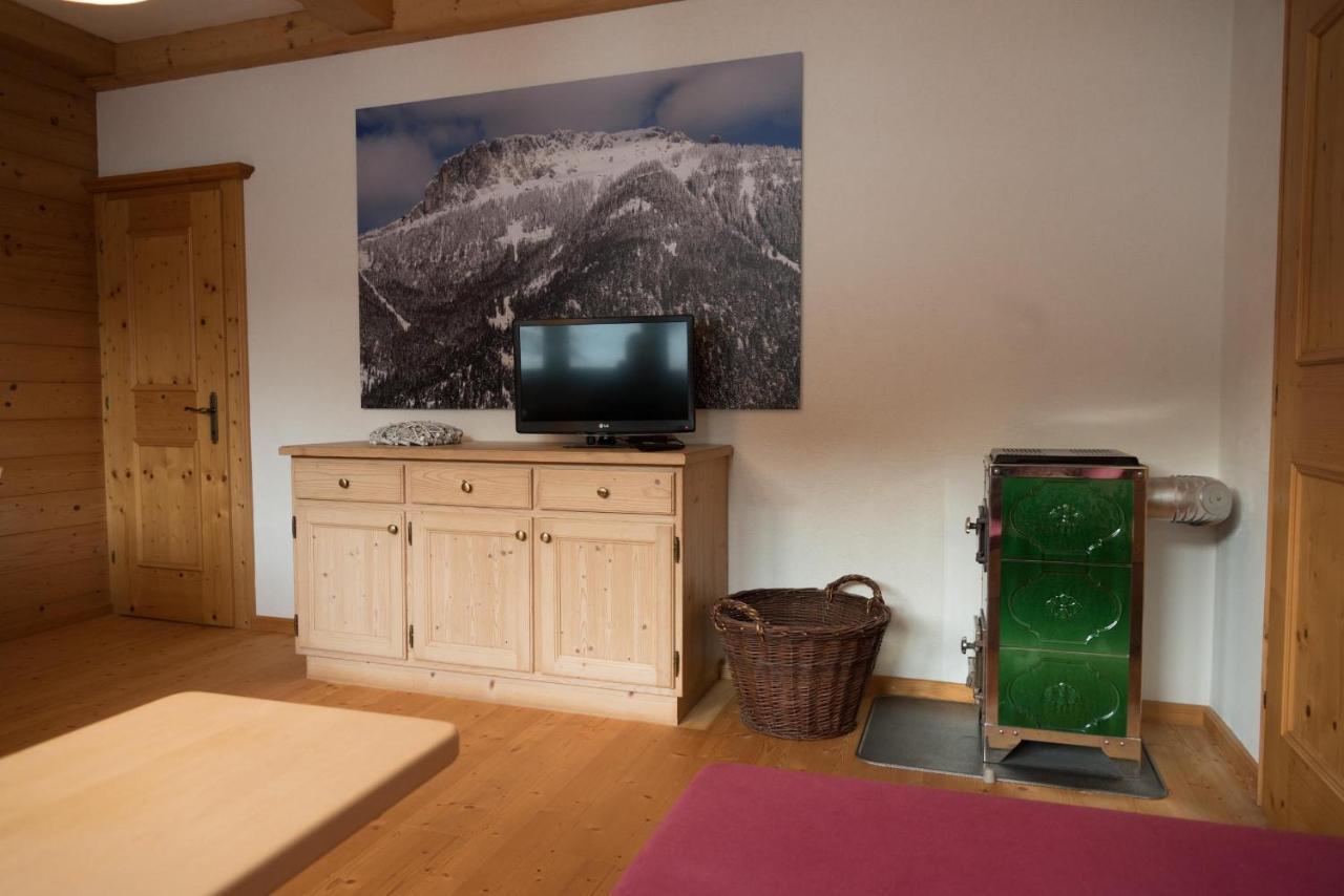 Haus Barbara Lägenhet Waidring Exteriör bild