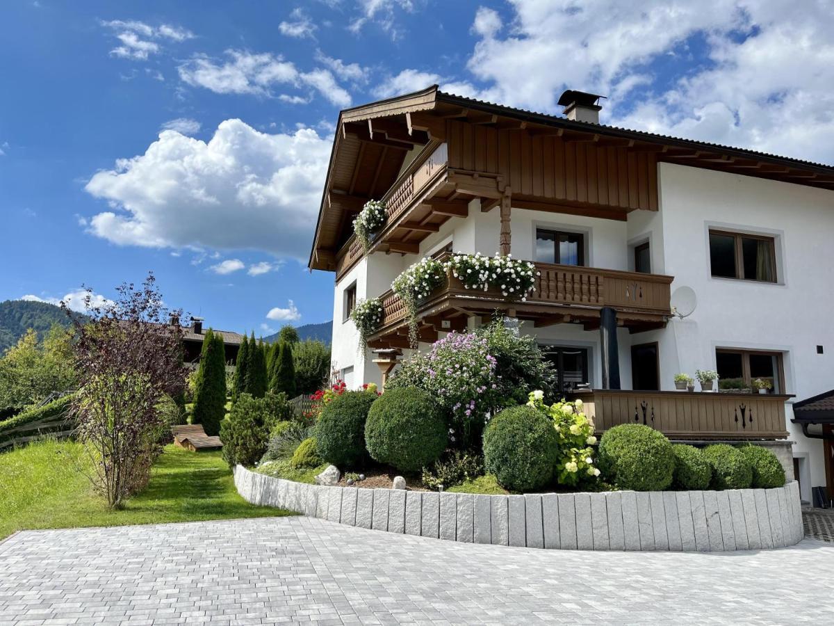 Haus Barbara Lägenhet Waidring Exteriör bild