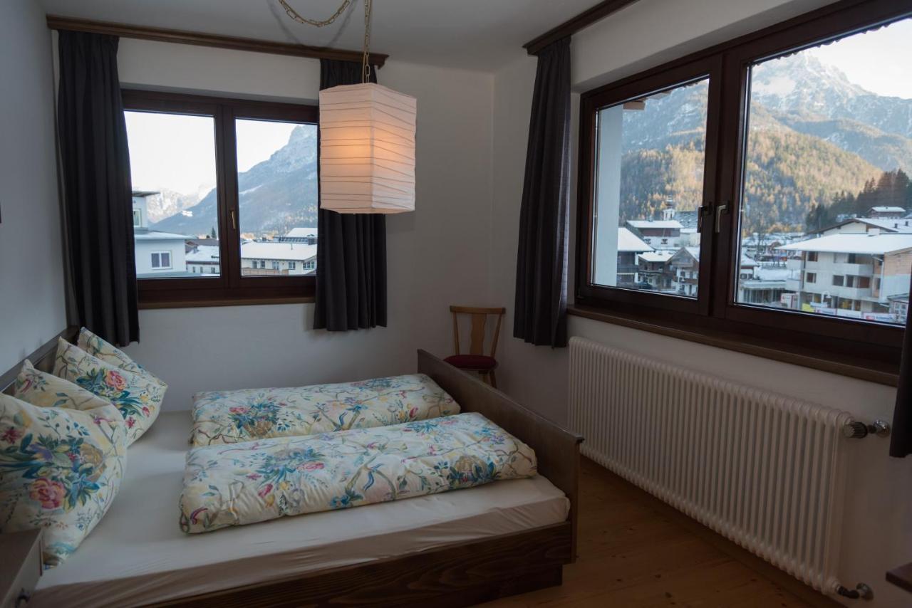 Haus Barbara Lägenhet Waidring Exteriör bild