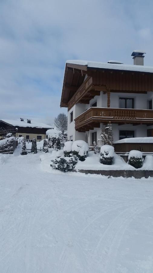 Haus Barbara Lägenhet Waidring Exteriör bild